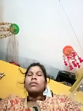 Snapshot of Sonam_pandeyji chatting on 01/12/26, 12:28 Sonam pandeyji online show from 01/12/26, 12:28