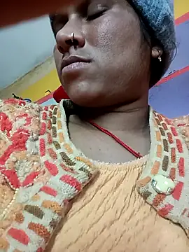 Snapshot of Sonam_pandeyji chatting on 02/19/26, 04:26 Sonam pandeyji online show from 02/19/26, 04:26