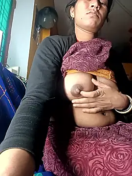 Snapshot of Sonam_pandeyji chatting on 02/28/26, 04:23 Sonam pandeyji online show from 02/28/26, 04:23