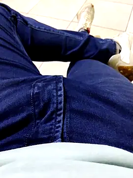 Snapshot of JoaoPedro17cm chatting on 09/17/25, 12:40 JoaoPedro17cm online show from 09/17/25, 12:40