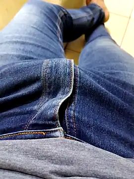 Snapshot of JoaoPedro17cm chatting on 09/30/25, 01:06 JoaoPedro17cm online show from 09/30/25, 01:06