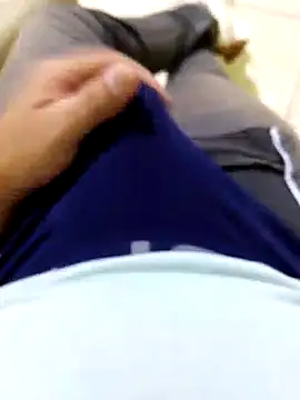 Snapshot of JoaoPedro17cm chatting on 09/22/25, 12:00 JoaoPedro17cm online show from 09/22/25, 12:00