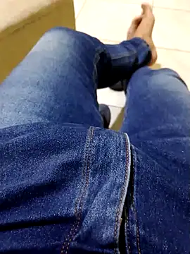 Snapshot of JoaoPedro17cm chatting on 10/07/25, 01:45 JoaoPedro17cm online show from 10/07/25, 01:45