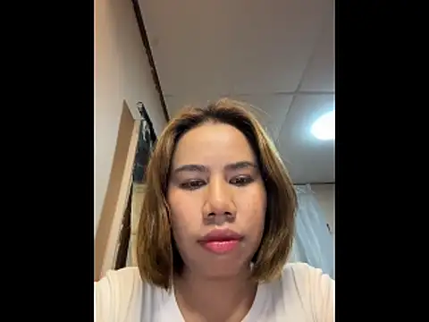 Kath C online show from 11/12/25, 07:45