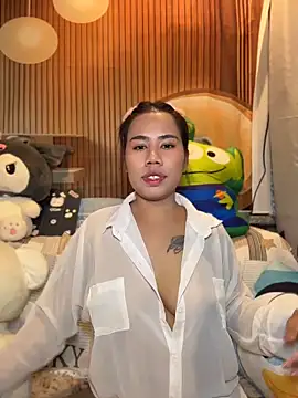 Snapshot of Kath_C chatting on 06/07/26, 06:07 Kath C online show from 06/07/26, 06:07