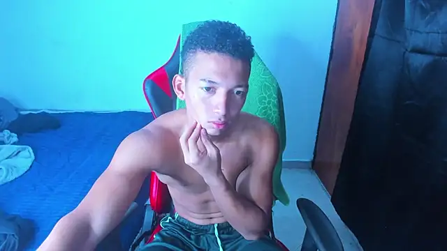 JuanchiT66 online show from 04/15/26, 06:56