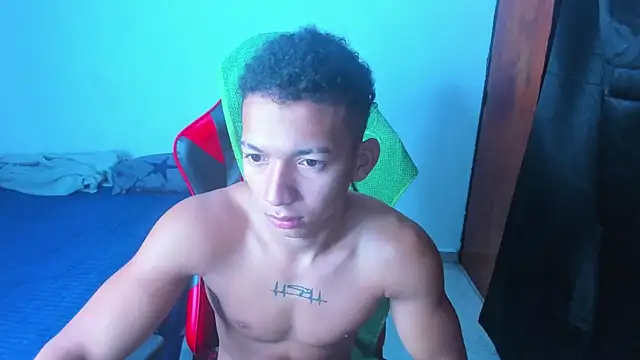 JuanchiT66 online show from 04/10/26, 03:19