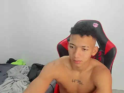 Snapshot of JuanchiT66 chatting on 01/10/26, 05:03 JuanchiT66 online show from 01/10/26, 05:03