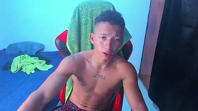 JuanchiT66 online show from 04/05/26, 03:13