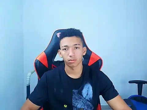 Snapshot of JuanchiT66 chatting on 09/18/25, 04:15 JuanchiT66 online show from 09/18/25, 04:15