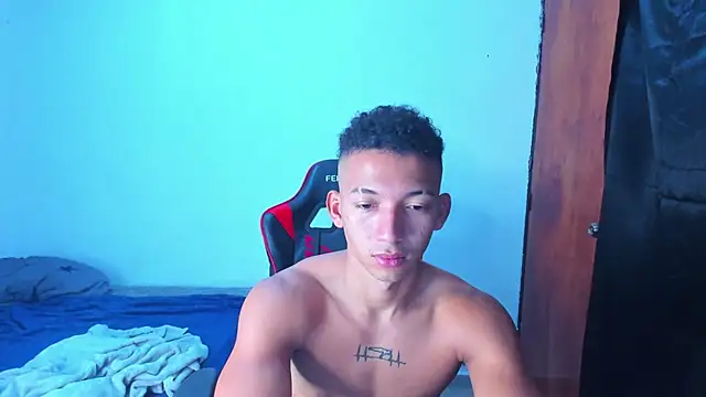 Snapshot of JuanchiT66 chatting on 05/10/26, 05:15 JuanchiT66 online show from 05/10/26, 05:15
