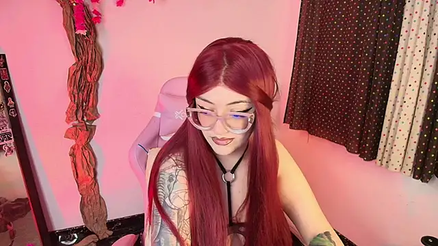 Snapshot of isaferrer06 chatting on 09/11/25, 04:23 isaferrer06 online show from 09/11/25, 04:23