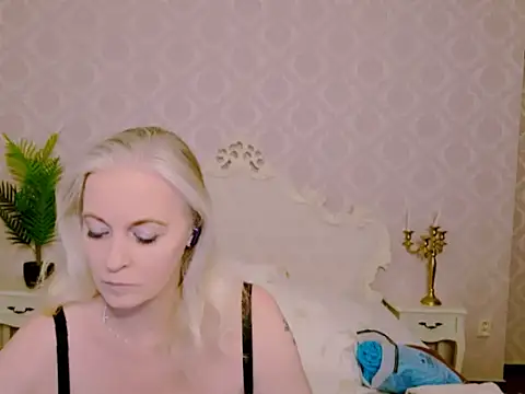 Anais Janson online show from 04/14/26, 06:46