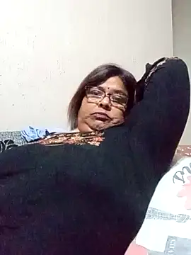 Snapshot of mileesha chatting on 09/19/25, 06:45 mileesha online show from 09/19/25, 06:45