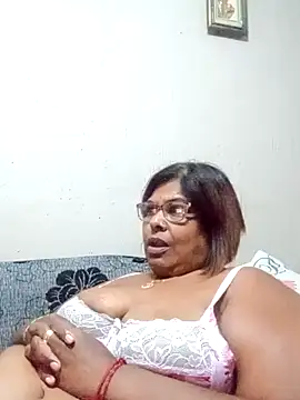 mileesha online show from 11/03/25, 08:23