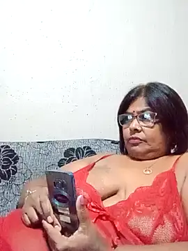 Snapshot of mileesha chatting on 01/10/26, 06:36 mileesha online show from 01/10/26, 06:36