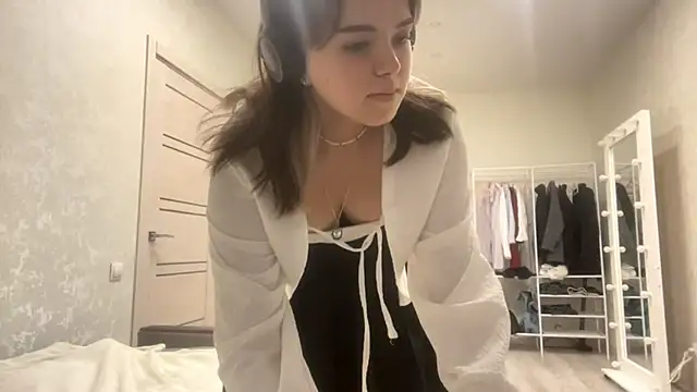 Snapshot of PUP_PUP_Sea chatting on 10/01/25, 03:38 PUP PUP Sea online show from 10/01/25, 03:38
