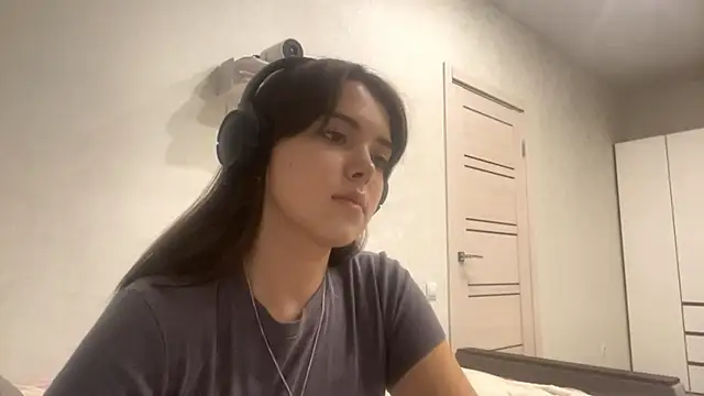 Snapshot of PUP_PUP_Sea chatting on 10/08/25, 03:35 PUP PUP Sea online show from 10/08/25, 03:35