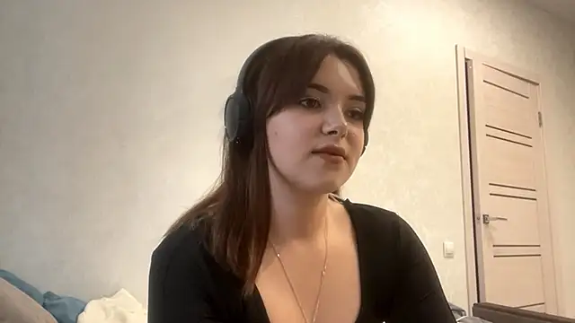 Snapshot of PUP_PUP_Sea chatting on 09/16/25, 02:07 PUP PUP Sea online show from 09/16/25, 02:07