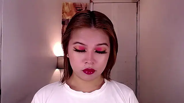 Snapshot of adorabletsforyouxx chatting on 09/15/25, 02:28 adorabletsforyouxx online show from 09/15/25, 02:28