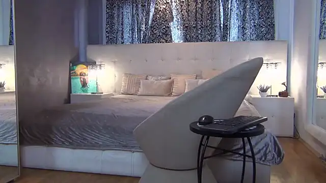 LadyValeriaXO online show from 03/31/26, 12:29