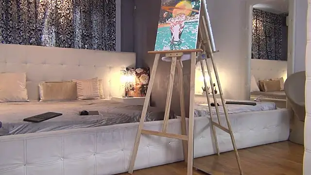 LadyValeriaXO online show from 02/24/26, 11:55