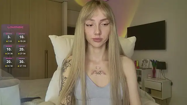 Lunainnk online show from 03/23/26, 01:17