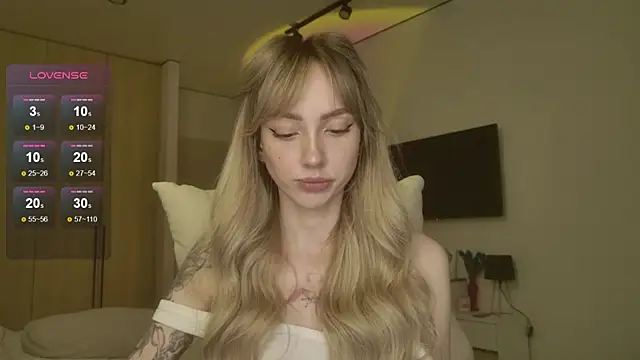 Lunainnk online show from 04/13/26, 11:42