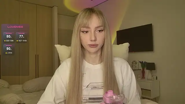 Lunainnk online show from 03/15/26, 02:29