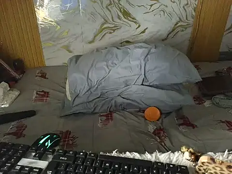 Snapshot of dimple_anne1 chatting on 02/08/26, 12:19 dimple anne1 online show from 02/08/26, 12:19