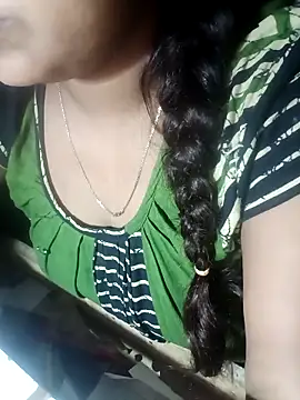 Snapshot of suparnadas141414 chatting on 10/30/25, 01:48 suparnadas141414 online show from 10/30/25, 01:48