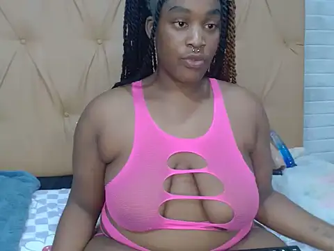 SexyyRedxxx online show from 06/11/26, 06:38