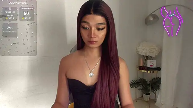 TrinityFucksYou online show from 11/27/25, 05:13