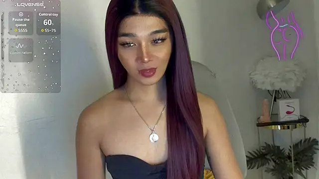 TrinityFucksYou online show from 11/21/25, 03:44