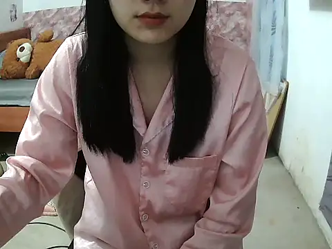 Linda-24 online show from 02/15/26, 06:07