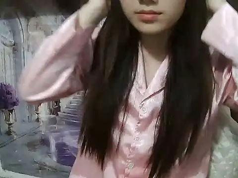 Linda-24 online show from 11/29/25, 01:22