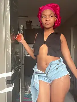 BaddestAss22 online show from 12/19/25, 04:05