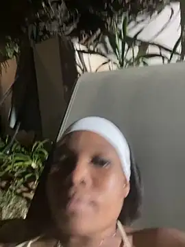 Snapshot of BaddestAss22 chatting on 09/16/25, 06:31 BaddestAss22 online show from 09/16/25, 06:31