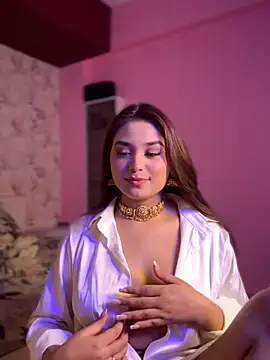 chloiedecker online show from 04/07/26, 07:48