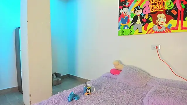 MiaVillalobos online show from 11/28/25, 11:16