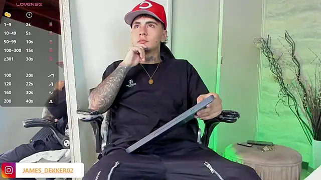 JamesDeker online show from 09/08/25, 07:57