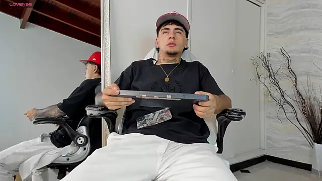 JamesDeker online show from 09/19/25, 07:51