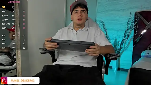 JamesDeker online show from 10/09/25, 08:20