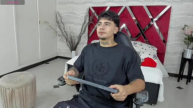 JamesDeker online show from 10/23/25, 08:07