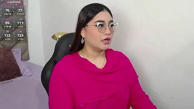 Snapshot of heluejamil chatting on 10/23/25, 07:56 heluejamil online show from 10/23/25, 07:56