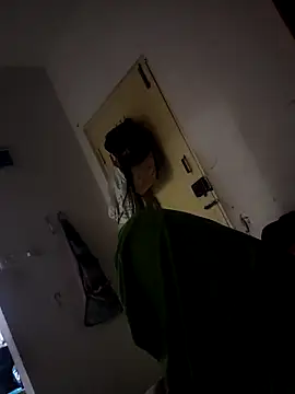 whitelady15 online show from 11/08/25, 06:00