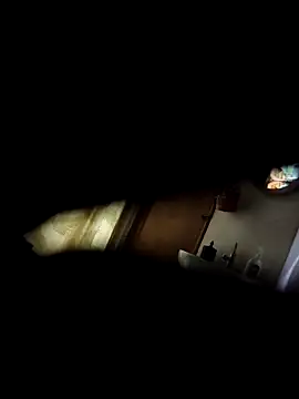 whitelady15 online show from 11/18/25, 04:54