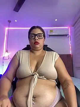 Velveet x online show from 10/18/25, 12:18