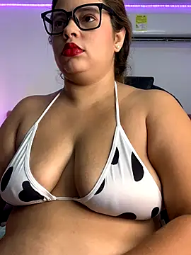 Velveet x online show from 10/20/25, 11:55