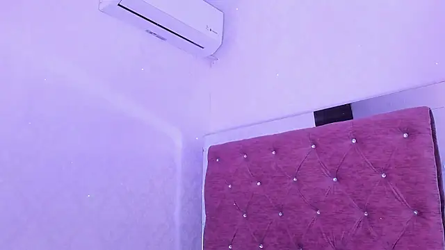 JulianaCarter online show from 02/23/26, 07:47